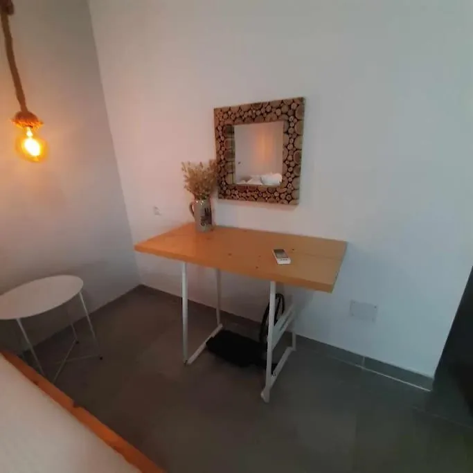 Iremia Apartment Himare 0*,