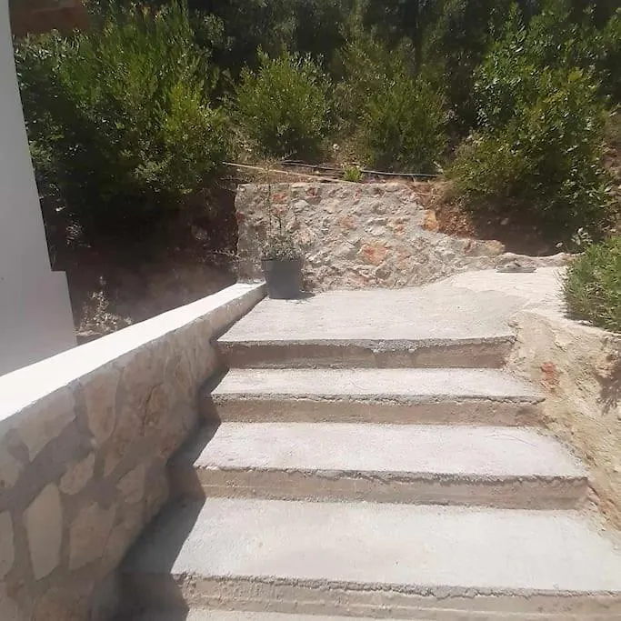 Iremia Apartment Himare 0*,